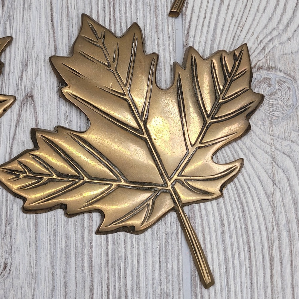 Lot of 6 Brass Maple Leaf Wall Decor Gold Tone Leaves Mid Century Modern MCM Vtg - Picture 7 of 13